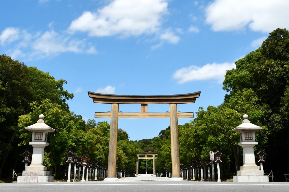 [Activities] Morning Kashihara-jingu Shrine walk with a volunteer guide <11/2～11/16>