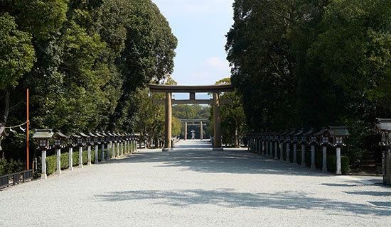 橿原神宮参拝～神職がご案内する特別プラン～
