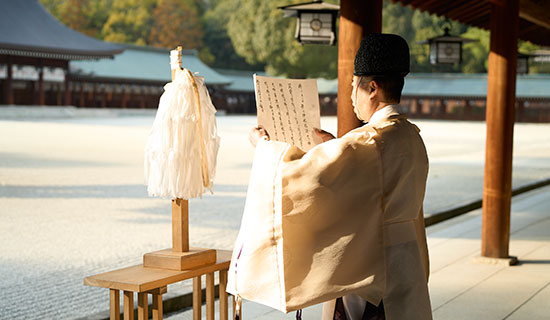 結びビト～橿原神宮神職、長倉健一さんと巡る内拝殿正式参拝～